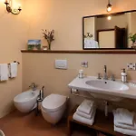 Charming Historic Villa-10 Acres * Quadro Vecchio