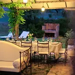 Charming Historic Villa-10 Acres Quadro Vecchio
