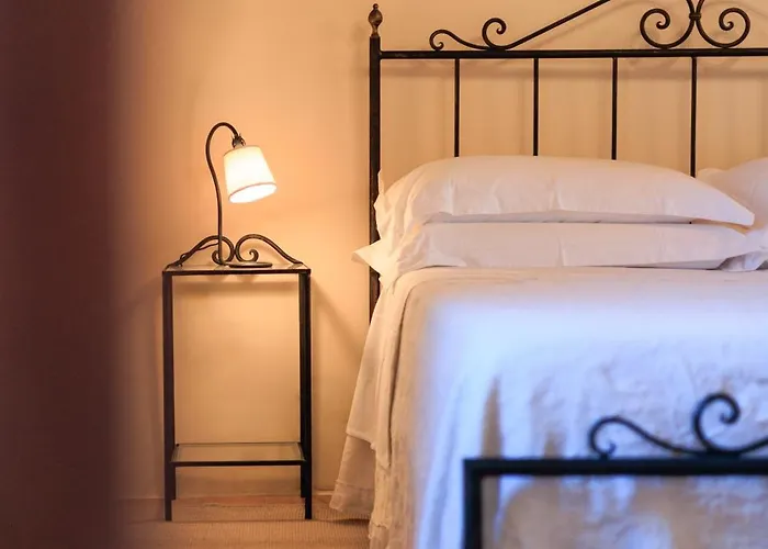 Villa Charming Historic Villa-10 Acres