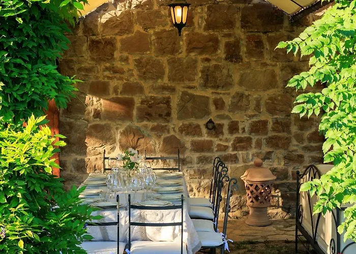 Charming Historic Villa-10 Acres Villa Quadro Vecchio