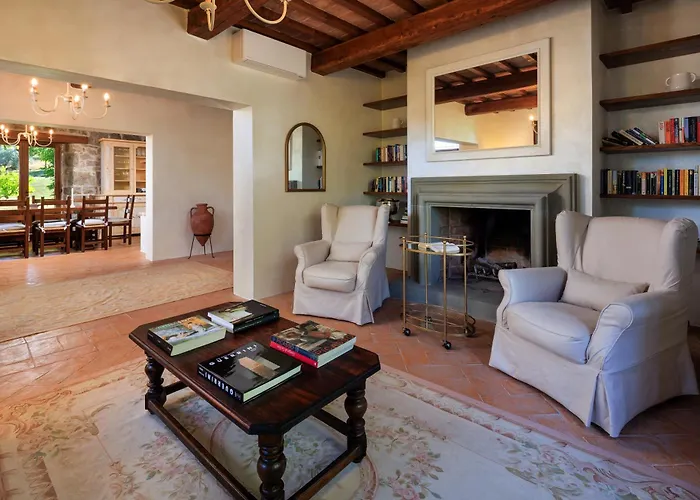 Villa Charming Historic Villa-10 Acres *